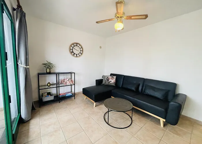 Flamingo Beach Bungalow - Casa Iris