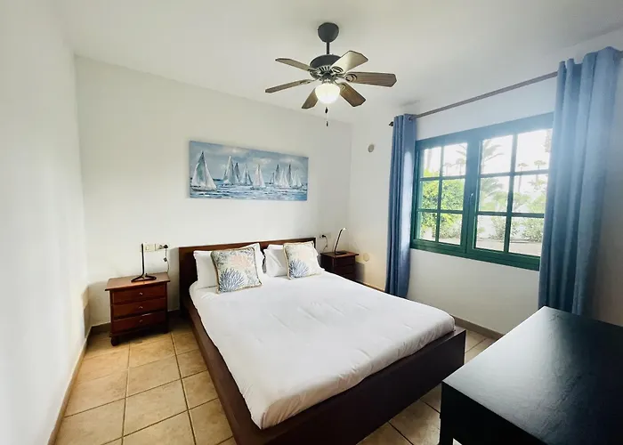 Flamingo Beach Bungalow - Casa Iris